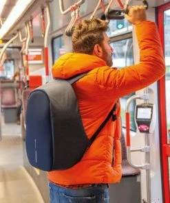 XD Design Bobby Pro - Anti-Diefstal Rugzak 18 Liter - Blauw -Parker IM Vibrant Ring Shop 550x824 1